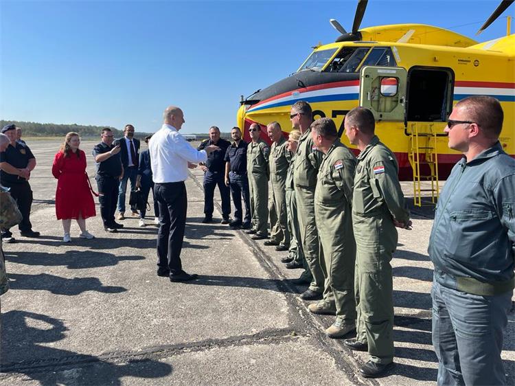 Slika /slike/15f90d45-b668-498e-a9df-a374cf9a4969.JPG