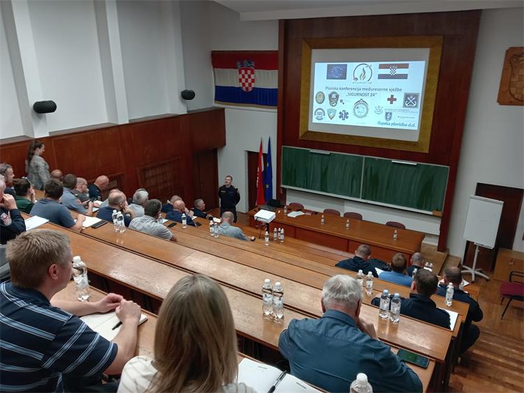 Slika /slike/3a7f053f-65fc-4b58-bddc-9d2e9dd0d576.jpg