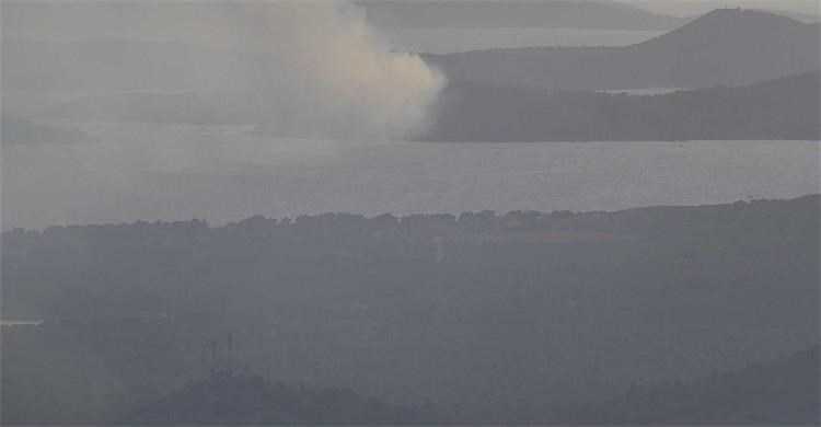 Požar na otoku Prvić