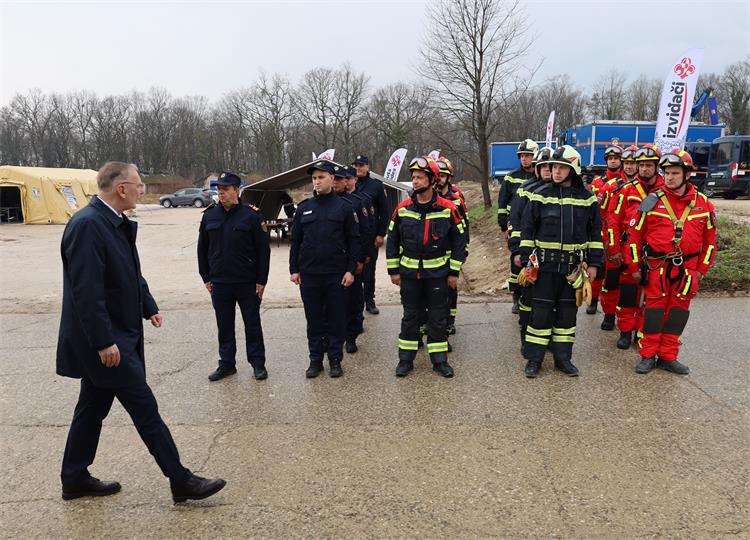 Slika /slike/Vijesti/slikarcz.jpg