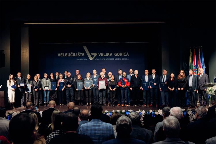 Slika /slike/photo-0017.jpg